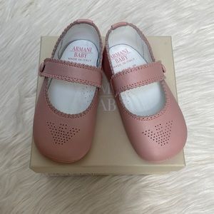 Armani baby size 19 or U.S. size 4